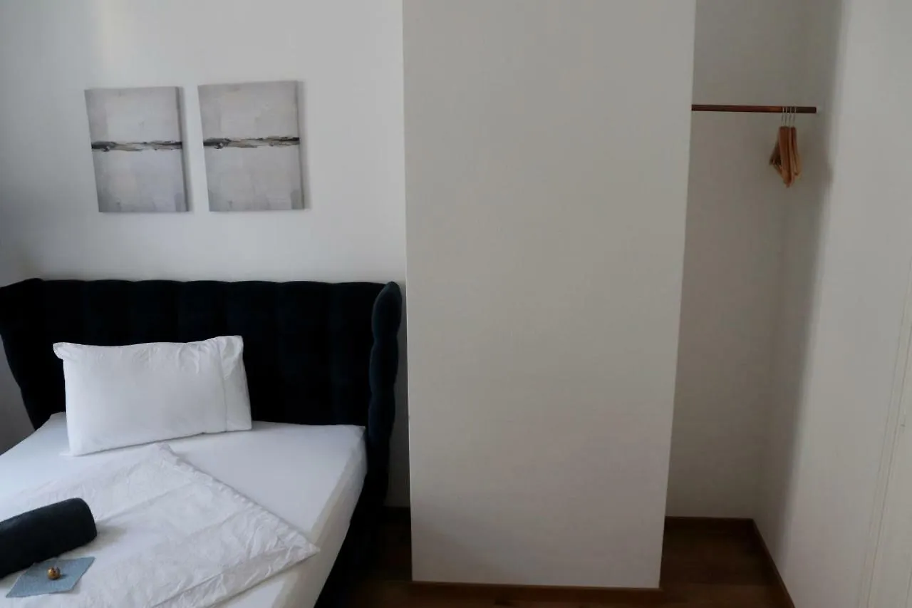 Downtown Vienna, 5*City Apartment Hofburg Palace 0*, Vienna Austria